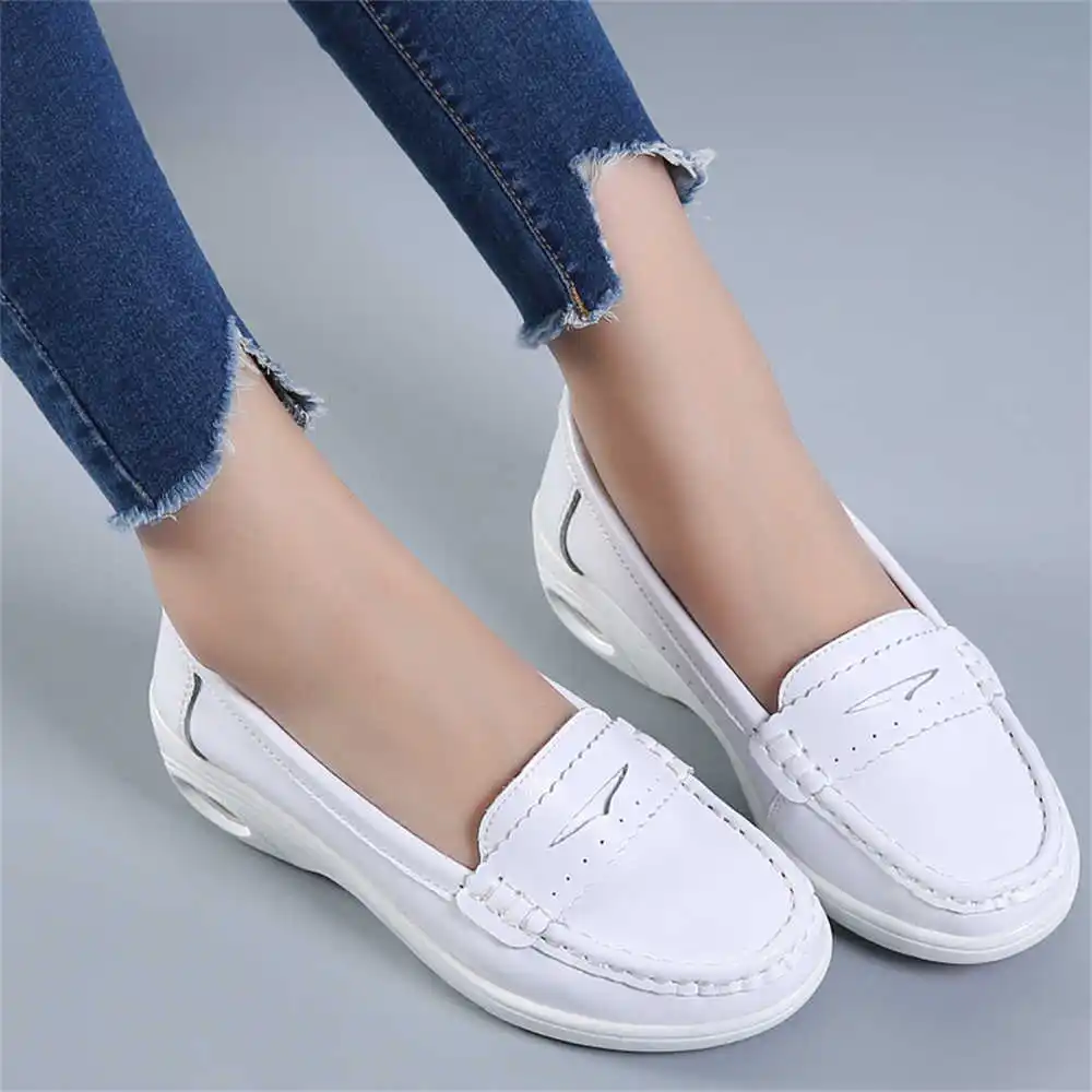 Thick Sole Slipon White Traine - огляд і ціна Tech Office Outfits Men